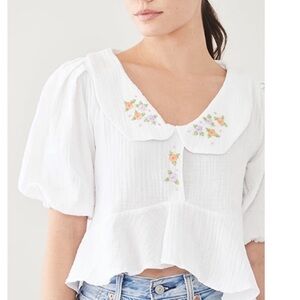 NWT TACH Clothing LARINA Embroidered Top Large